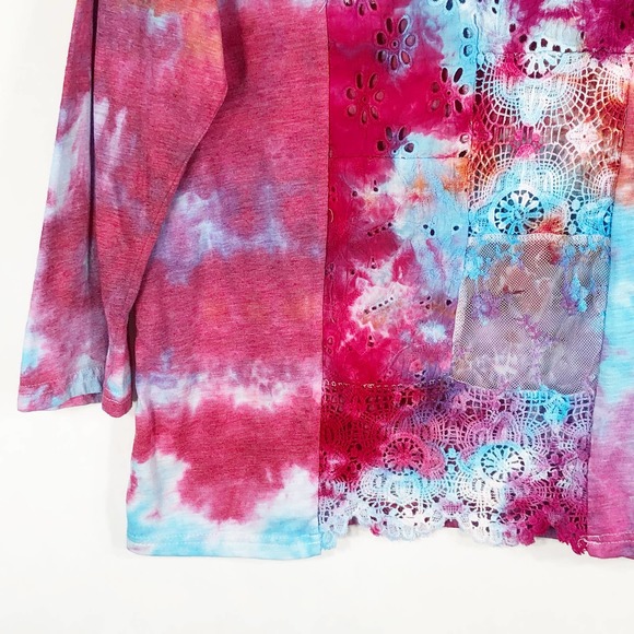 Patchwork Paradise New Directions Medium Top Tie Dye Embroidered Pink Blue 552 - Picture 4 of 10